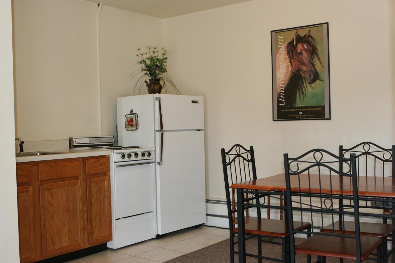 Carter Mountain Motel Cody Extérieur photo