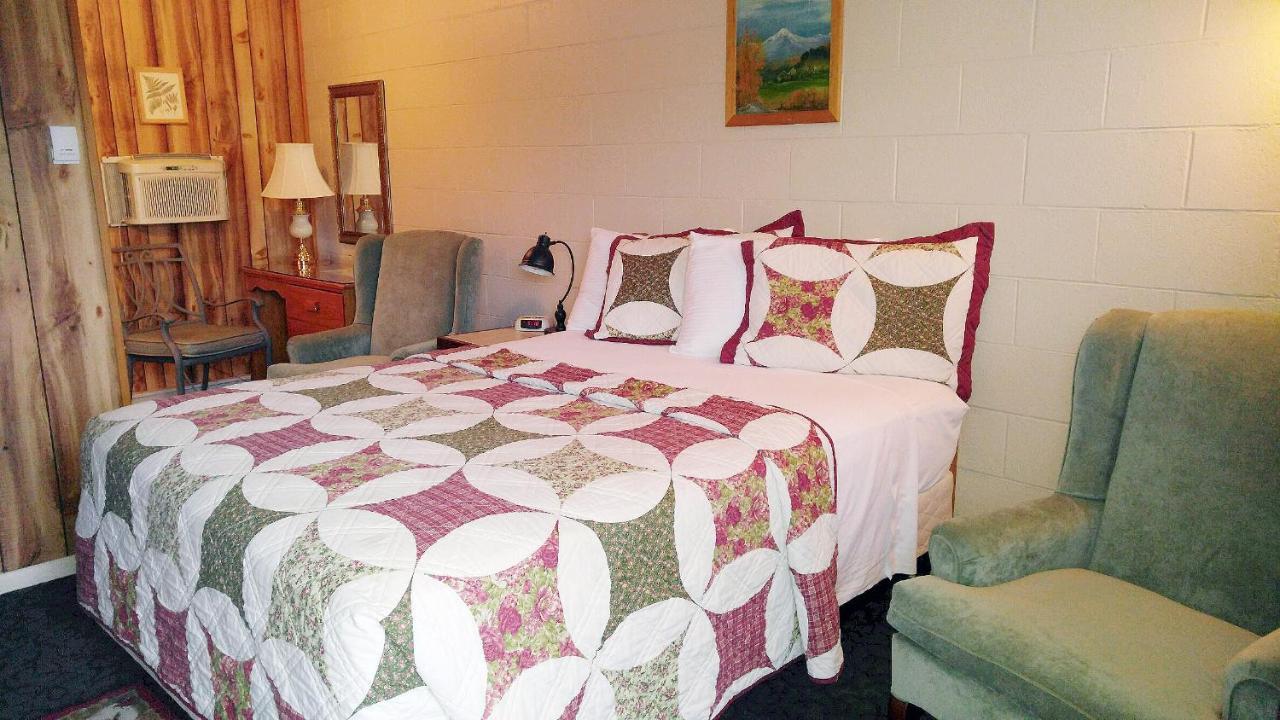 Carter Mountain Motel Cody Extérieur photo